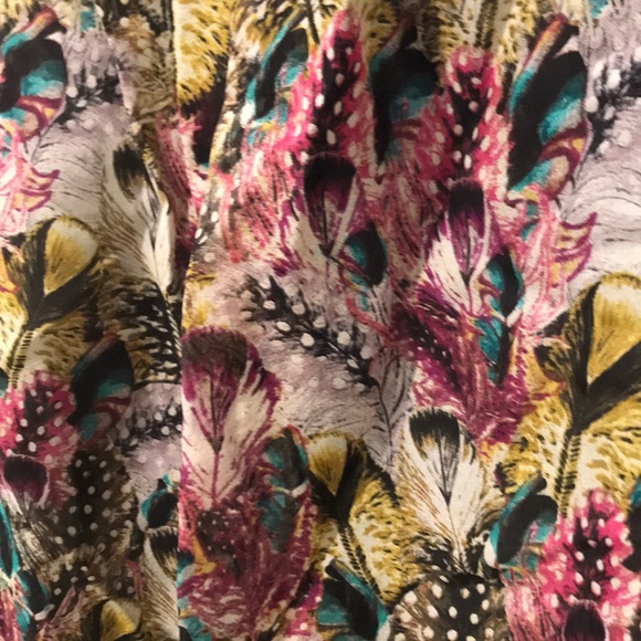 Colorful blouse - Picture 2 of 3